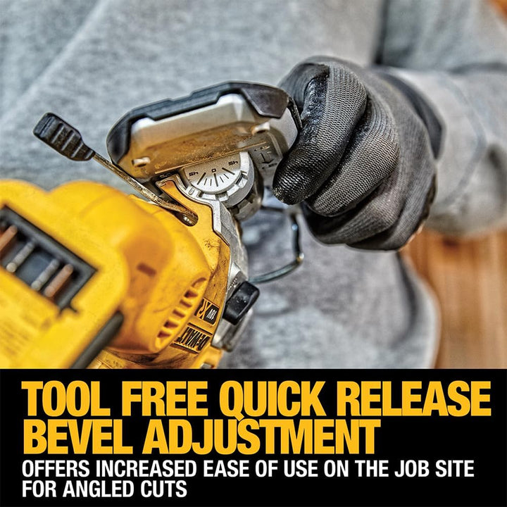 Dewalt 18V Akku-Pendelhubstichsäge DCS335NT (bürstenlos, verstellbarer Alu-Druckguss-Sägeschuh, 3-fa