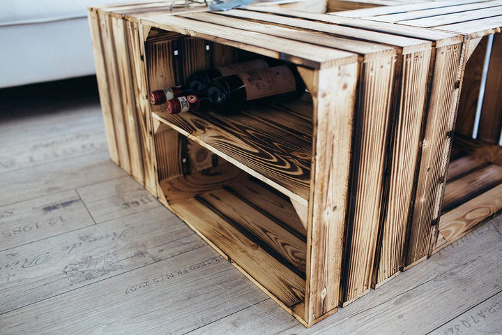 Massive Holzkisten als Schuhregal / Bücherregal LEICHT GEFLAMMT mit Zwischenbrett (verschraubt) Apfe