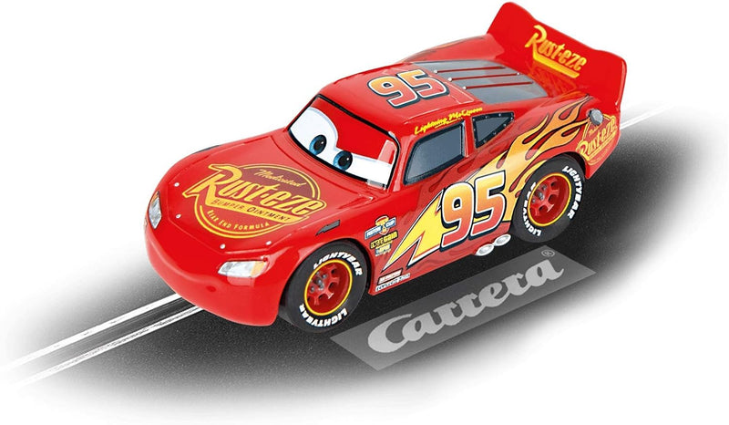 Carrera - 20065010 - Lightning McQueen aus Disney Pixar Cars Slotcar I Exklusiv für Bahn I Detailrei