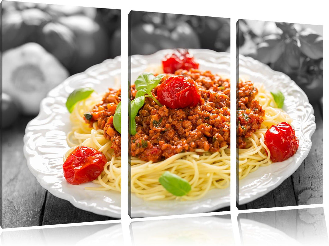 Pixxprint Spaghetti Bolognese auf dem Teller / 3-Teilig/Gesamtmass 120cm Leinwandbild bespannt auf H