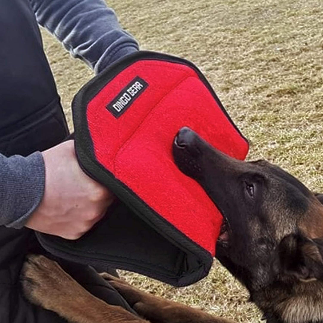 Dingo Gear Beisskissen Keilform Gizmo aus Baumwolle-Nylon Rot Ausbildung IGP IPO K9 S00517 Baumwolle