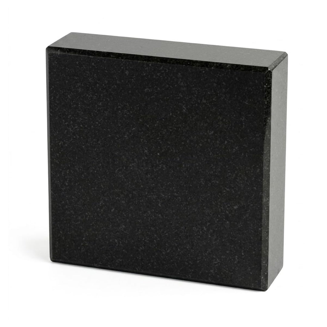 designgrab Lampen- und Vasensockel eckig 20x20x5 cm aus Granit Schwedisch Black für Grabvase oder Gr