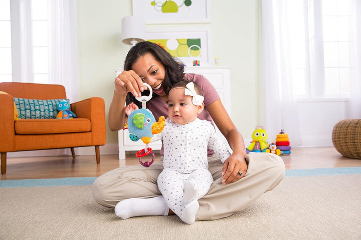 Lamaze L27526 Baby Spielzeug Eloy, der Elefant Mini Clip &amp; Go, das hochwertige Kleinkindspielzeug. D