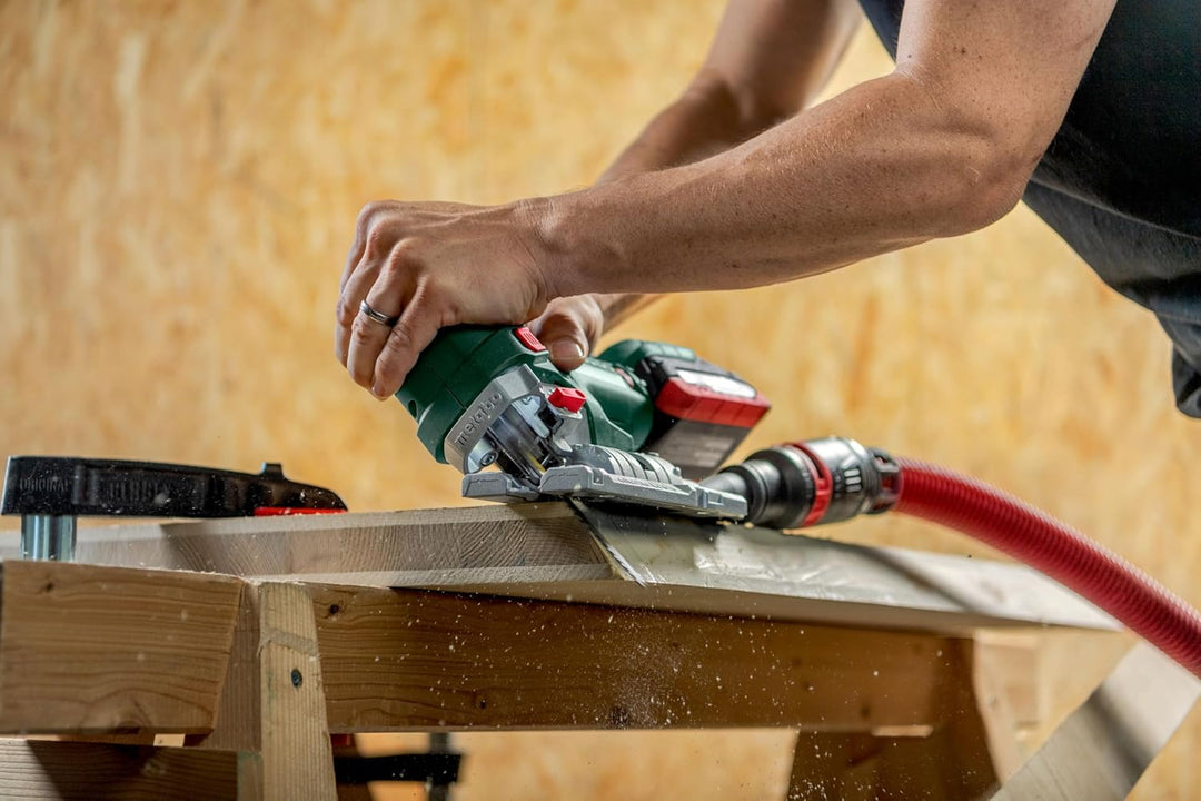 metabo Akku-Stichsäge STA 18 LTX 150 BL - 18 V, 150 mm Schnitttiefe Holz, 4 Pendelhubstufen - Brushl