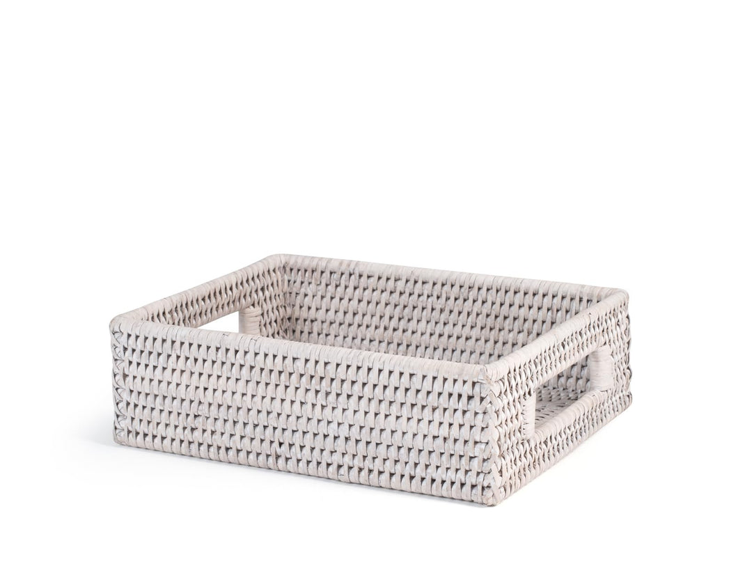 H&H Rechteckiger Korb mit integrierten Griffen aus weissem Natur-Rattan – 23 x 18 x 7 cm – Handgefer