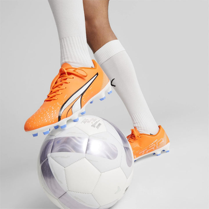 PUMA Herren Ultra Play Fg/AgFussballschuh 39 EU Ultra Orange Puma White Blue Glimmer, 39 EU Ultra Or