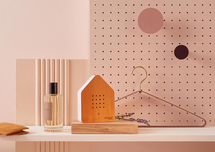 RELAXOUND ORIGINAL Zwitscherbox "Cherry" – Moderne Vogelgezwitscher Box mit Vollholzfront – Entspann