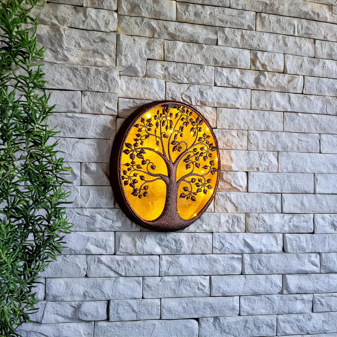 Spetebo LED Solar Wanddeko BAUM antik bronze - 40 cm - Metall Wand Bild warm weiss beleuchtet - Gart