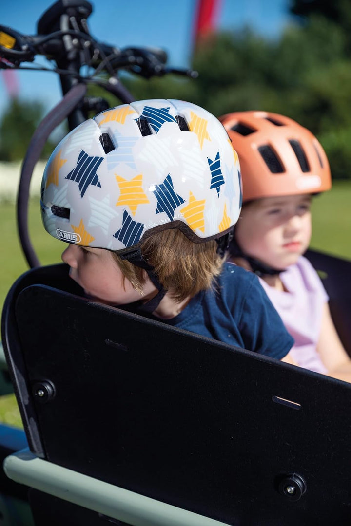 ABUS Kinderhelm Skurb Kid - robuster Fahrradhelm im Skater-Look mit Platz für einen Zopf und vielfäl