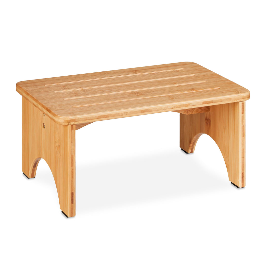 Relaxdays Fussbank Bambus, für Bad, Küche, Wohnzimmer, HBT: 17,5 x 39 x 25 cm, Kleiner Fusshocker, B