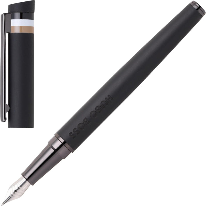 Hugo Boss Loop Iconic Füllfederhalter aus Messing in der Farbe Schwarz, Länge: 14,7cm, Federstärke: