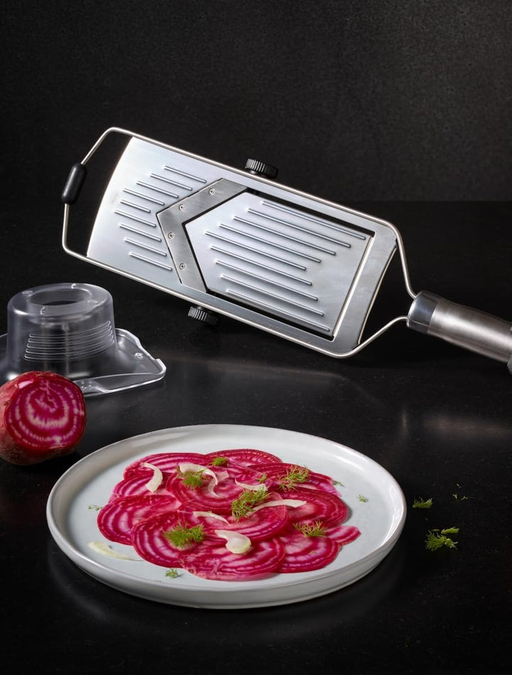 RÖSLE Hobel mit V-Klinge, Hochwertiger V-Hobel für Gemüse wie Gurken oder Tomaten, 5 Schnittstärken,