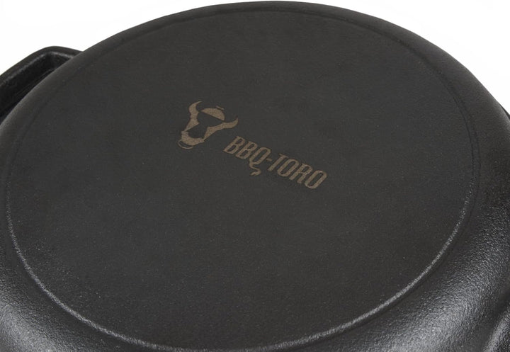 BBQ-Toro Gusseisen Topf mit Pfannendeckel | 4,4 Liter - schwarz | Gusstopf - Bräter mit Bratpfanne -