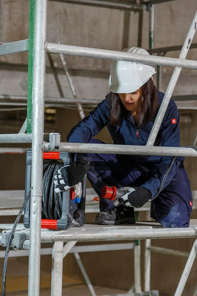 Brennenstuhl CEE Verlängerungskabel IP44 (10m Kabel, H07RN-F 5G2,5, 5-polig mit CEE Stecker und Kupp