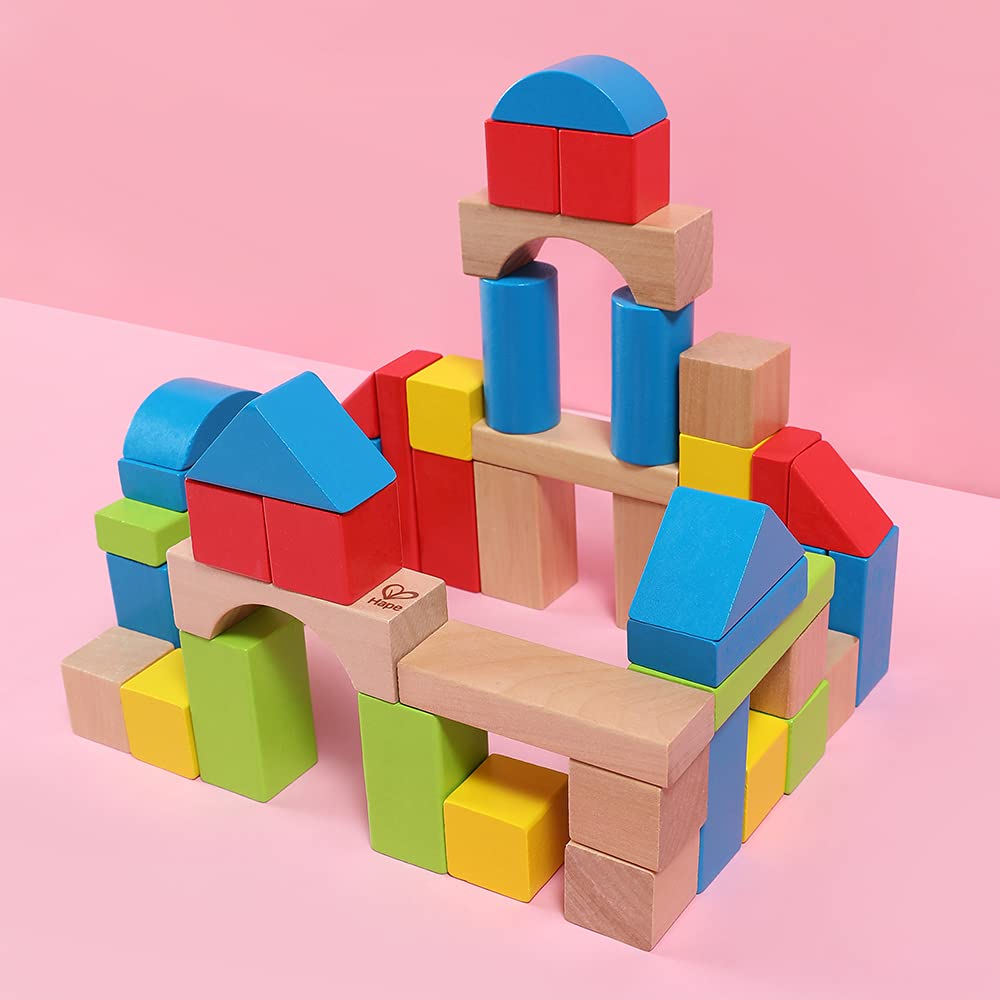 Hape Bunte Holzbausteine für Kinder Holzbausteine-Set zum Stapeln Lernspielzeug für Kleinkinder, 50