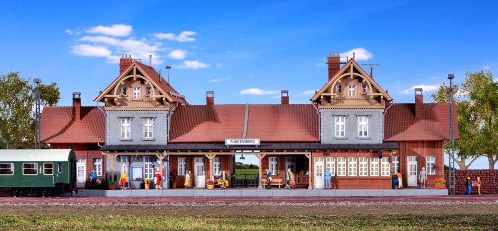Kibri 39367 - Bahnhof Fürstenberg H0