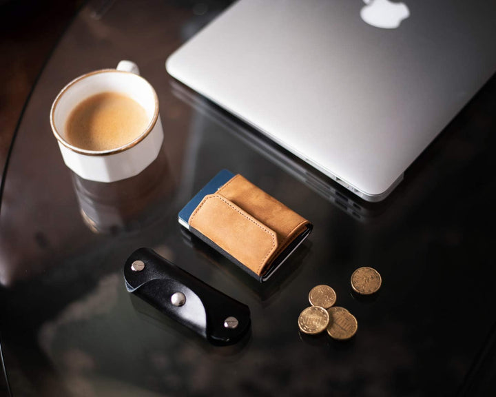 Jaimie Jacobs Minimalist Wallet Nano Boy Pocket Mini Geldbörse aus Textil mit Zugband schmaler Karte
