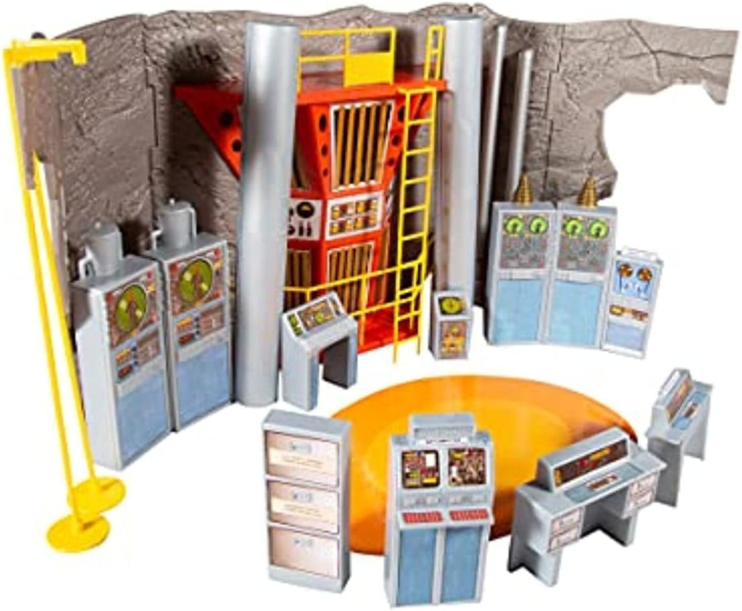 McFarlane Retro Playset Batman 66 Batcave, 15730, Mehrfarbig