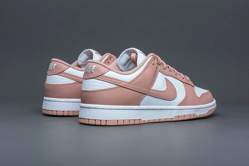 Nike Damen Dunk Low Se Sneaker 37.5 EU White Rose Whisper, 37.5 EU White Rose Whisper