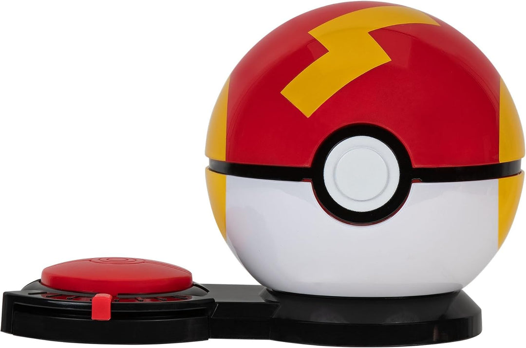 Pokémon PKW3165 - Surprise Attack Game - Pikachu vs. Geckarbor, offizielles Spielset mit Figuren