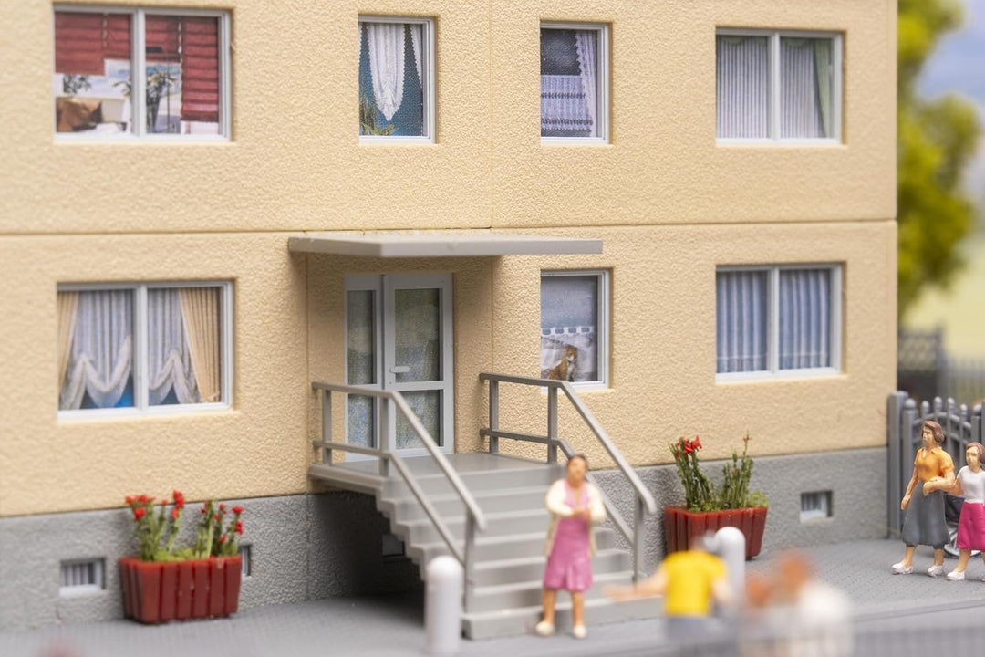 Faller 130755 - Mehrfamilienhaus - Spurweite H0