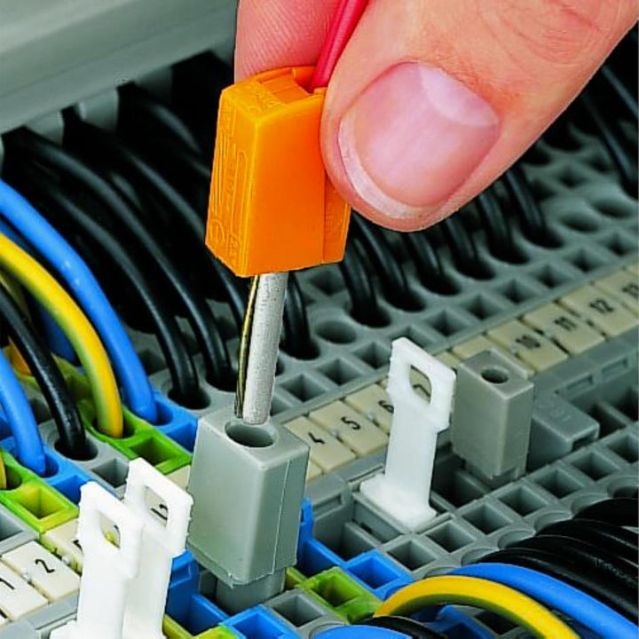 WAGO Bananenstecker 215-711 | für Buchsendurchmesser: 4 mm, Querschnittsbereich: 0,08 - 2,5 mm², 50