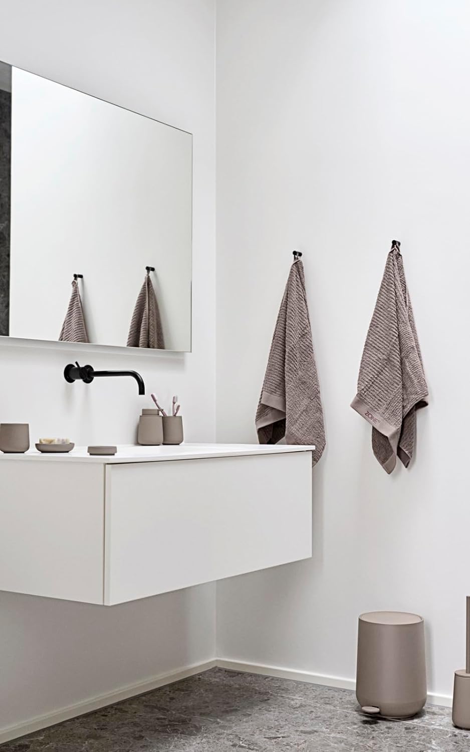 Zone Denmark Nova Mülleimer fürs Bad, Kosmetikeimer, Abfalleimer fürs Badezimmer, Durchm. 23 cm, Höh