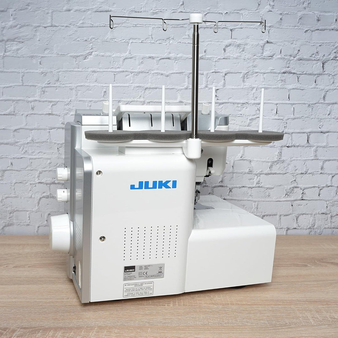 Juki MO-2500 Sumato 4/3/2 Overlock-Nähmaschine mit Lufteinfädelung