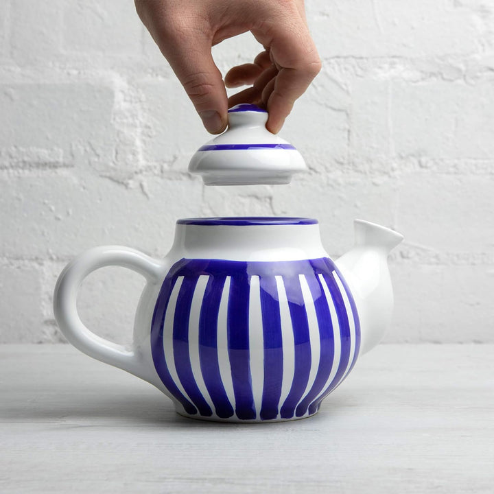 City to Cottage® - Teekanne Kaffeekanne für 2 Tassen | Blau-Weiss gestreift | Handgemacht | Teekanne