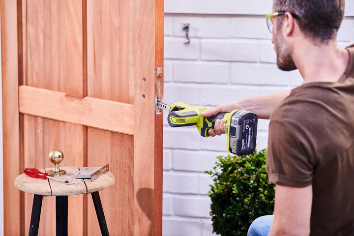 RYOBI 18 V ONE+ Akku-Bandfeile R18PF-0 (Bandlänge 457 mm, Schleifbreite 13 mm, manuelle Geschwindigk