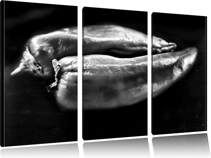 Pixxprint Dark Zwei Chilischoten als Leinwandbild/Grösse: 3 Teilig (120x80) cm/Wandbild/Kunstdruck/f