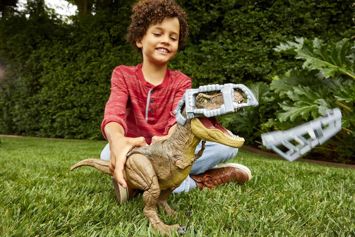 Jurassic World Stomp ‘N Escape Tyrannosaurus Rex Figure Camp Cretaceous Dinosaur Escape Toy with Sto