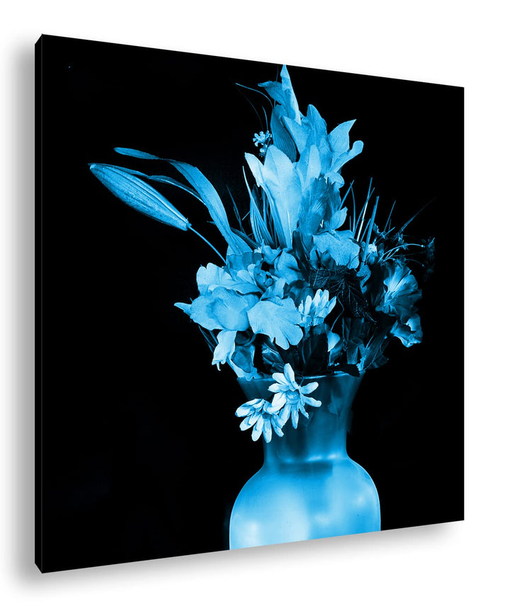 deyoli Stillleben Einer Vase mit bunten Blumen Format: 70x70 Effekt: Monocrome Blau als Leinwandbild