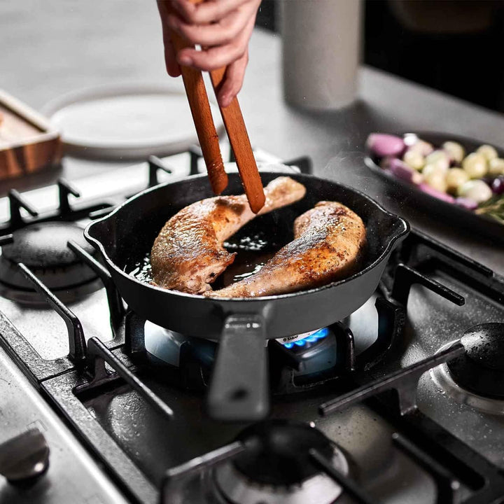 SPRINGLANE Gusseisen Bratpfanne Ø24 cm – emaillierte Gusspfanne, für alle Herdarten inkl. Induktion,