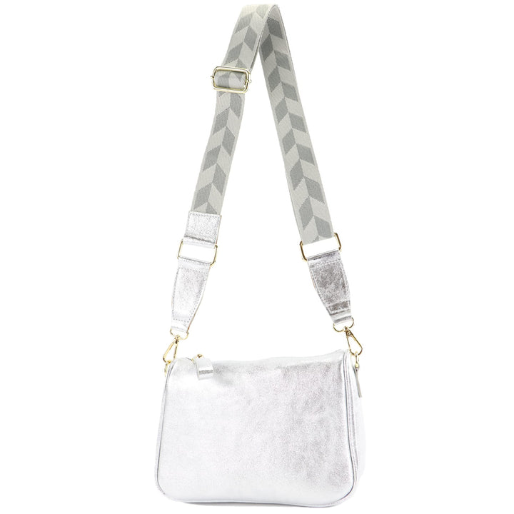 modamoda de - T230 - ital. Umhängetasche Klein Small aus Leder Silber-metallic, Silber-metallic