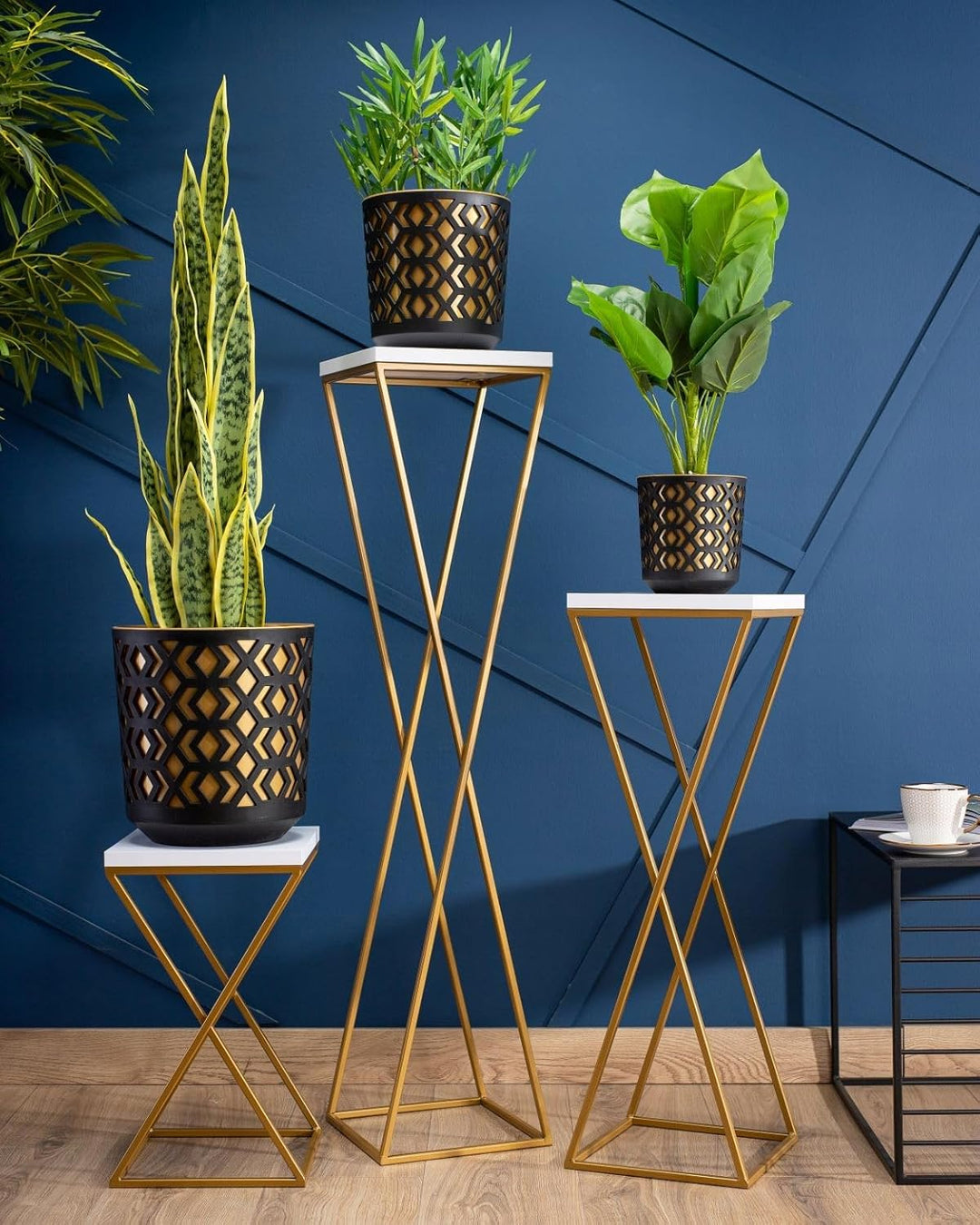Pflanzenständer Metall 100 cm Hoch - Stabiler und Fester Blumenhocker mit Weiss MDF-Platte auf Gold