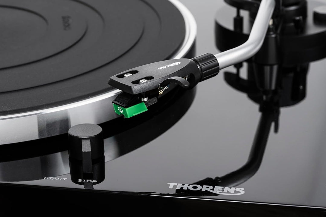 Thorens Plattenspieler TD 204 Hochglanz Schwarz