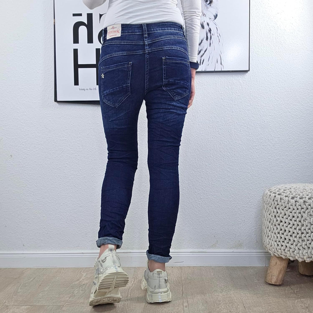 Jewelly Stretch Jeans| im Baggy Boyfriend Schnitt| Damen Hose mit dekorativer Knopfleiste| Perfekter