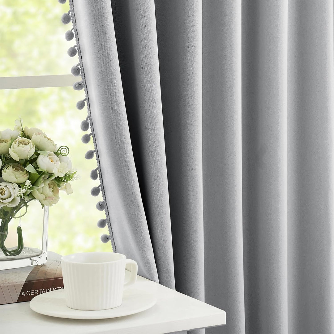 Treatmentex Blickdicht Vorhang mit Pompons Grau Vorhang mit Ösen Landhausstil Wärmeisoliert Thermovo