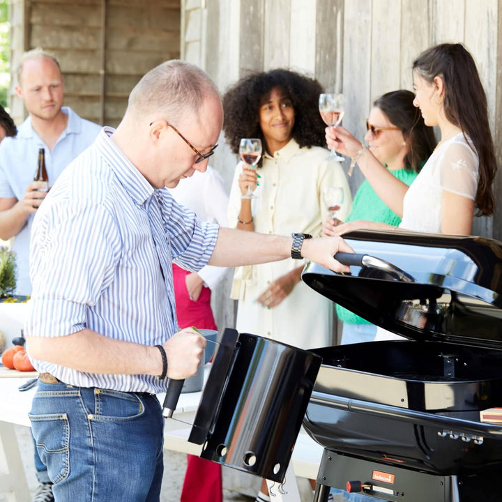 barbecook Anzuendkamin und Grillkamin Fuer schnelles und sicheres Anzuenden von Holzkohle, isolierte