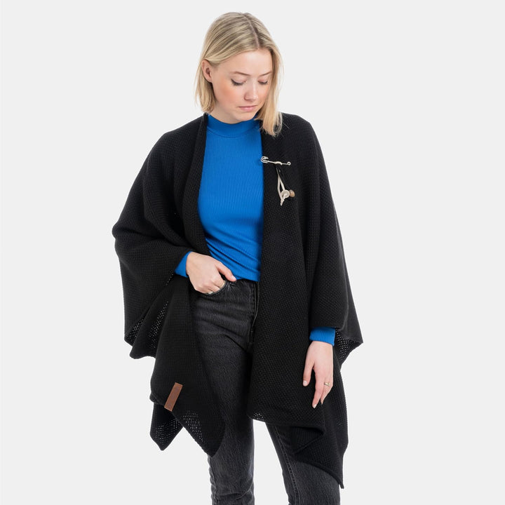 KNIT FACTORY - Jazz Poncho - Elegant Gestrickter Damen Cape - Wickelschal mit Wolle - Hochwertige Qu