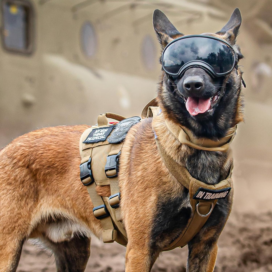 OneTigris Hundegeschirr, Metall Taktisches Geschirr Hunde Brustgeschirr mit 2 Komfort-Griffe, 3 Edel