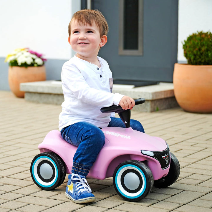 BIG-Bobby-Car Neo Zartrosa - Rutschfahrzeug für drinnen und draussen, Kinderfahrzeug mit Flüsterreif