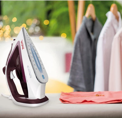 Tefal Durilium Profi Bügeleisen Dampfbügeleisen mit 190g Dampfstoss, Testsieger 2019 mit bester Büge