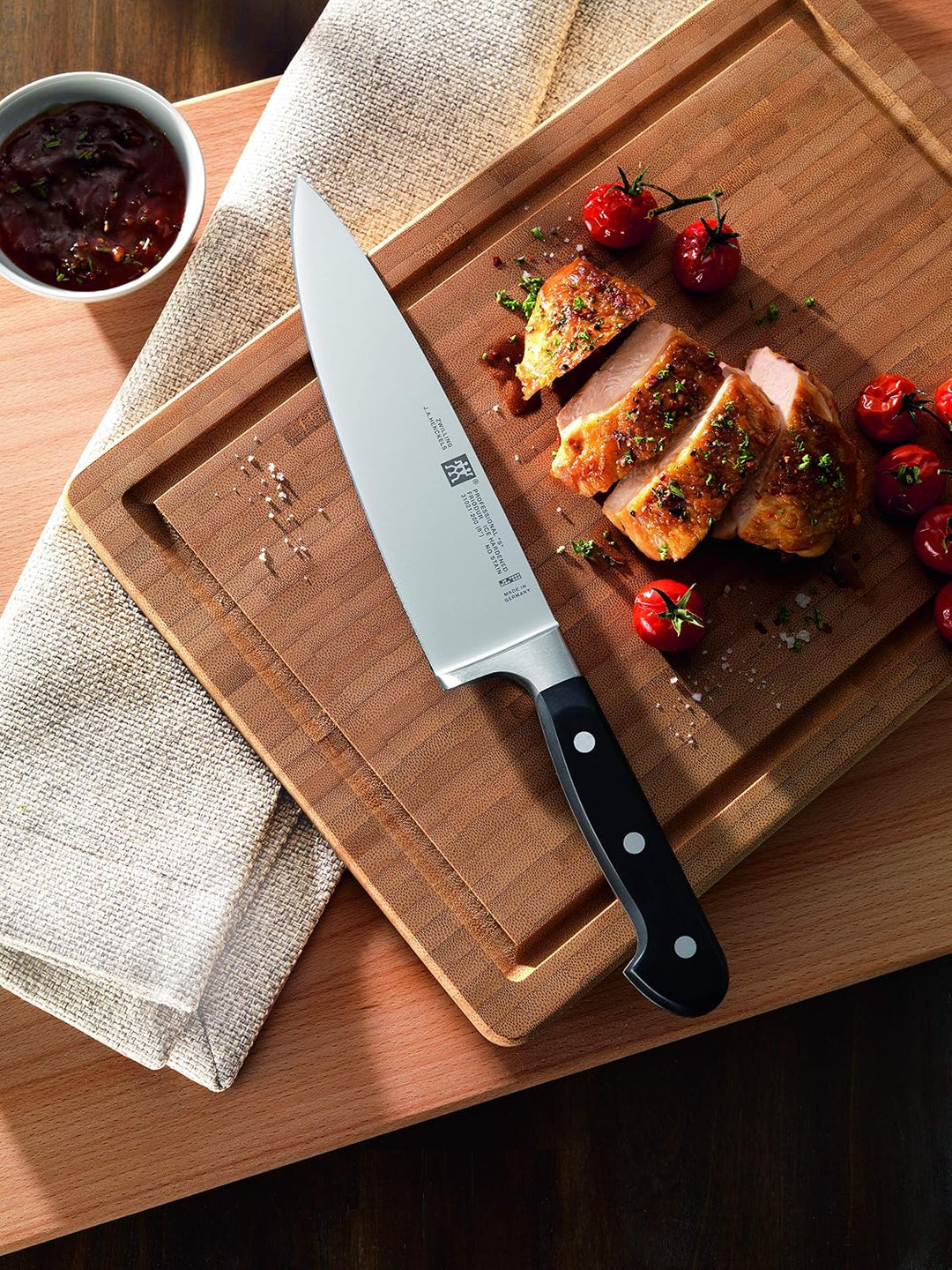 ZWILLING Professional S Brotmesser, Klingenlänge: 20 cm, Klingenblatt mit Wellenschliff, Rostfreier