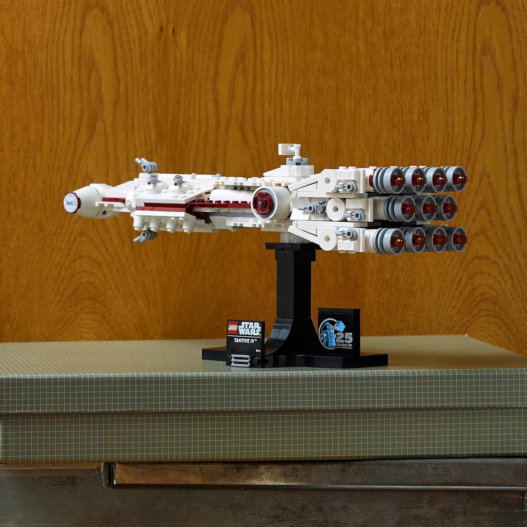 LEGO Star Wars: Tantive IV, Modell eines Sternenschiffs aus Star Wars: Eine Neue Hoffnung zum Bauen