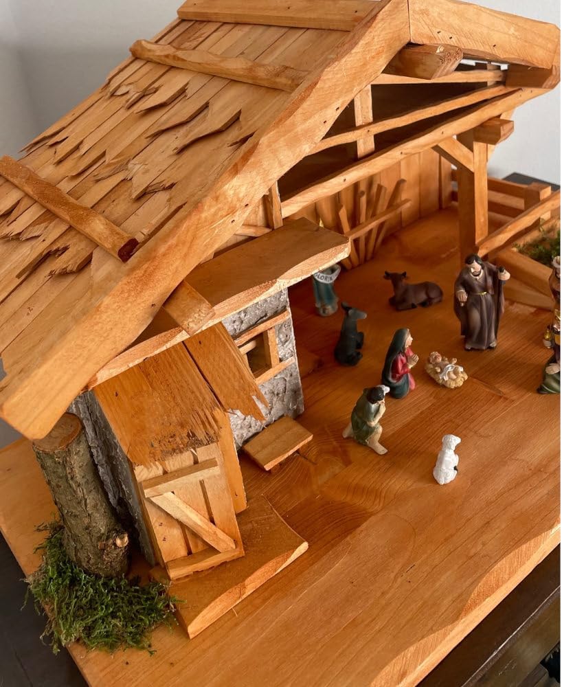 Handgefertigte Weihnachtskrippe aus Holz mit handbemalten 11 Figuren I Tisch Krippe I Weihnachten I