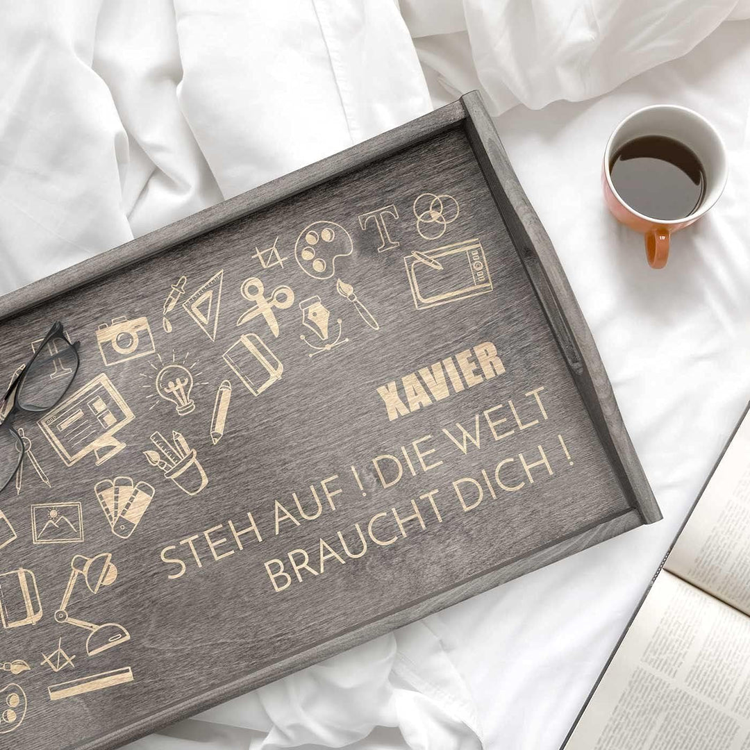 Maverton Betttablett mit Gravur - personalisiert - Sofatisch mit Griffen - klappbar - erhöhter Rand