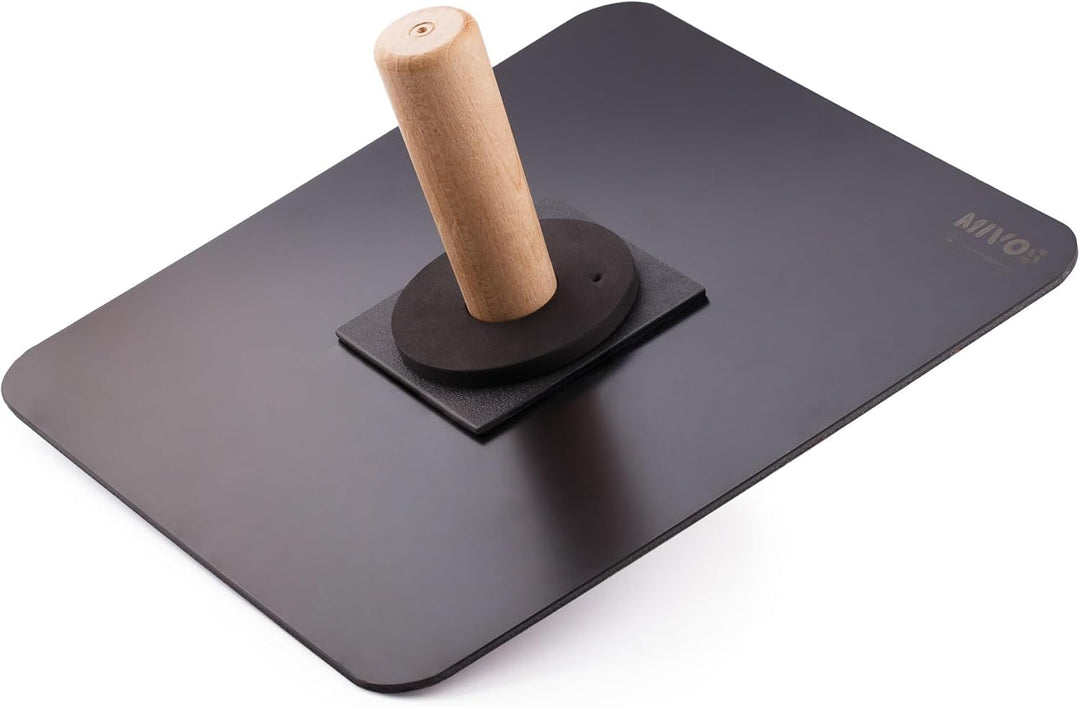 MIVOS PVC Glättekelle - 330 x 330 mm - Traufel mit Griff aus Holz - Putzkelle mit abgerundete Ecken