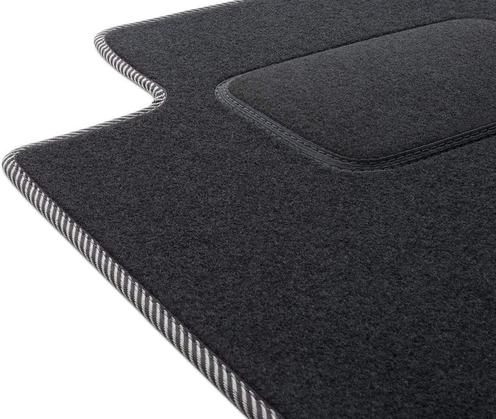 MOTOS Standard Velours-Fussmatten passend für Audi TT II 8J 2006-2014 - Standard, Gewebt, Weiss fuss
